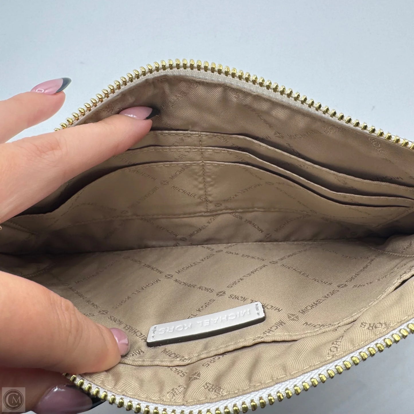 Wristlet Designer By Michael Kors, Size: Medium