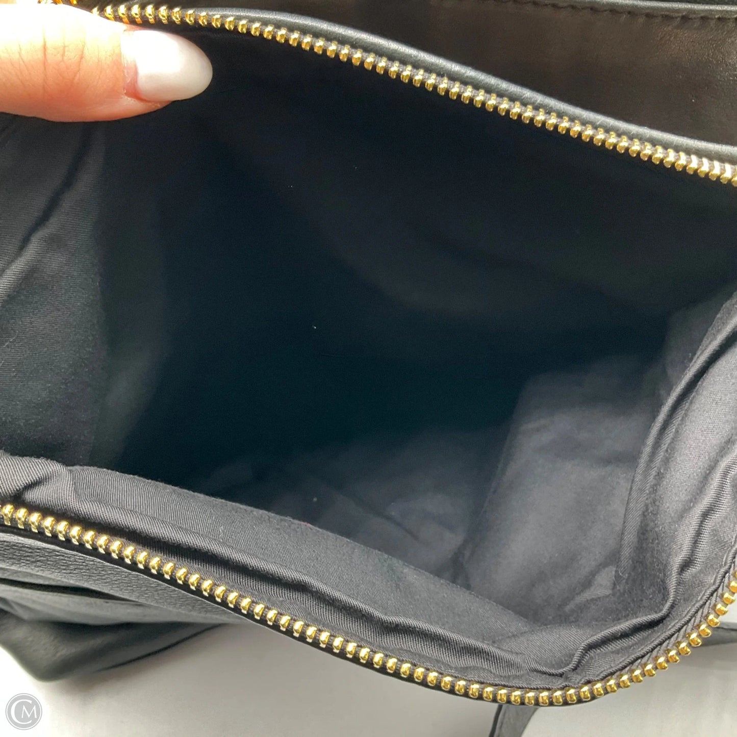 Crossbody By Margot, Size: Medium