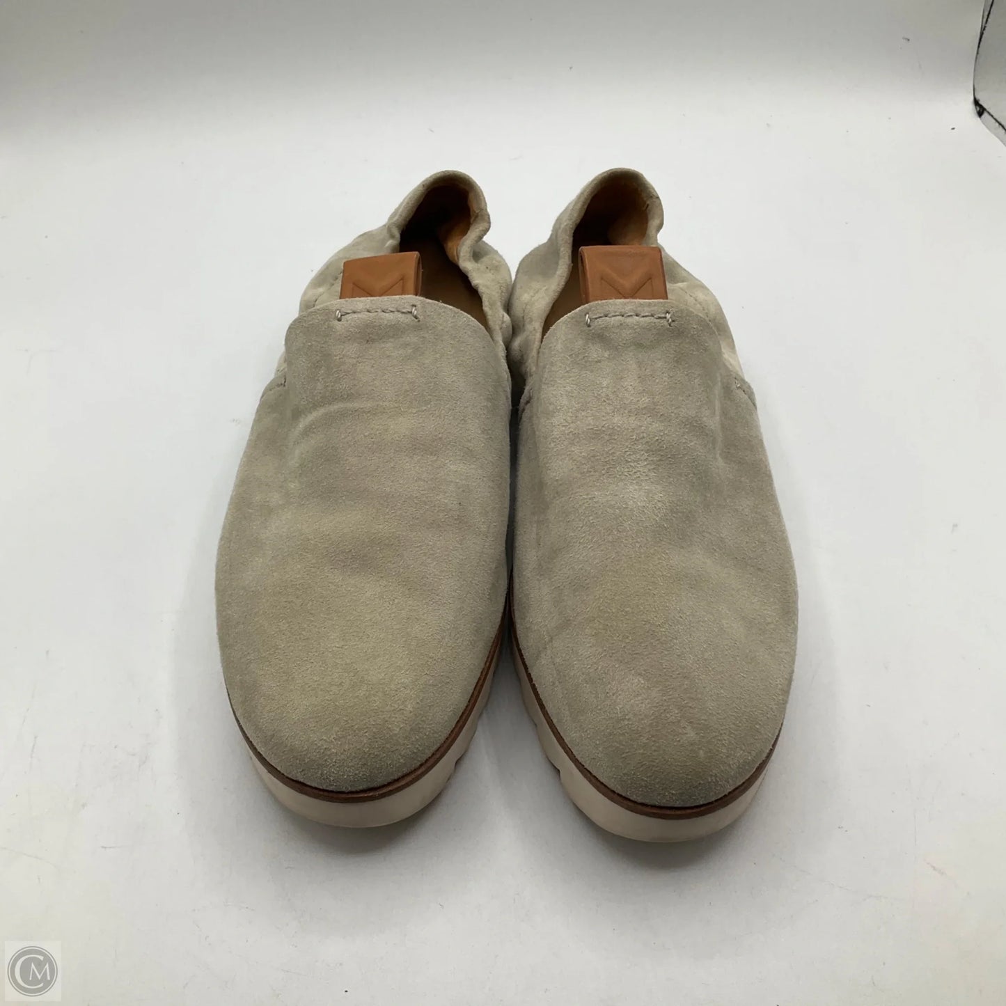 Shoes Flats By Cma In Beige, Size: 7