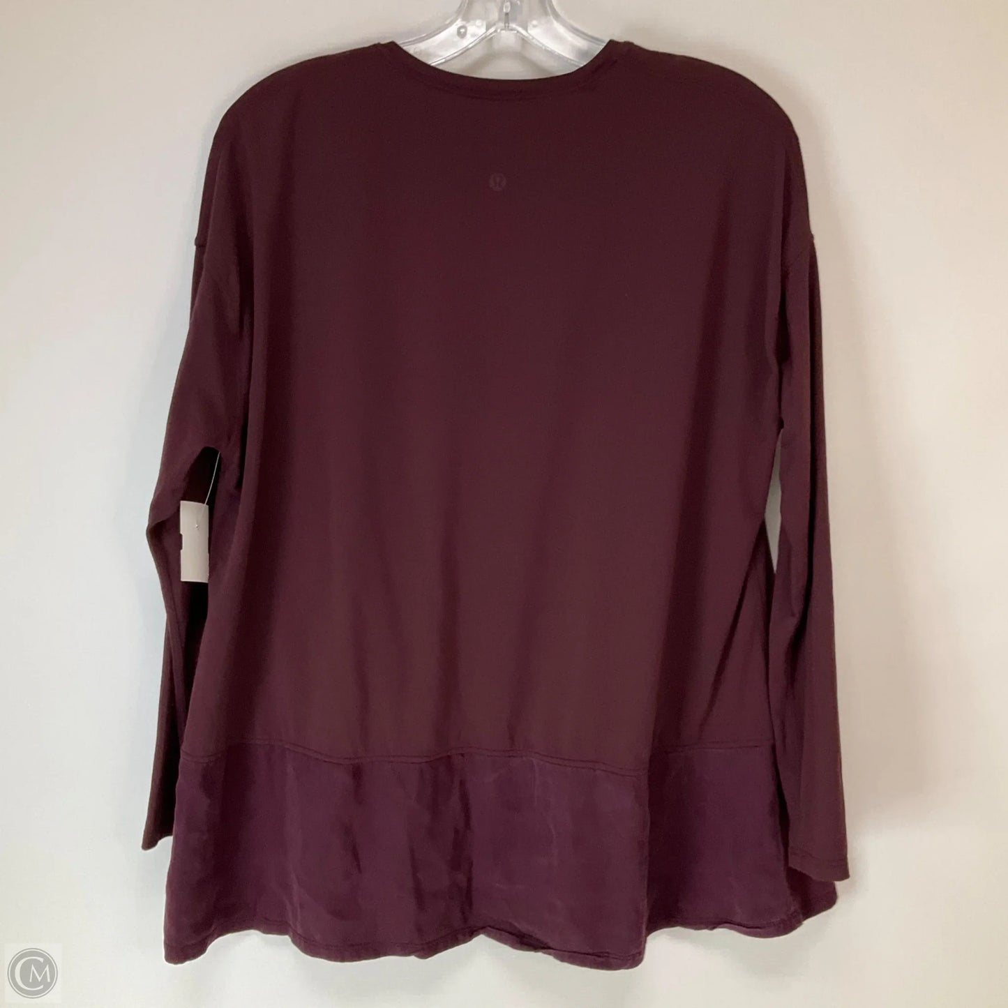 Athletic Top Long Sleeve Crewneck By Lululemon In Maroon, Size: 10