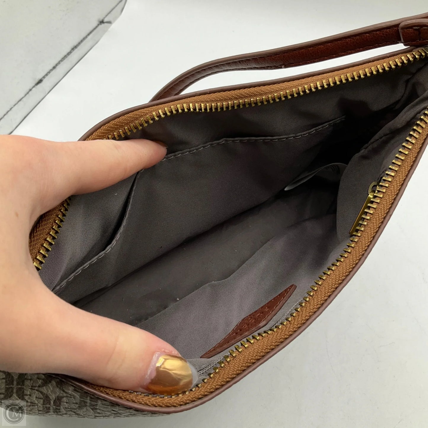 Handbag By Fossil, Size: Small