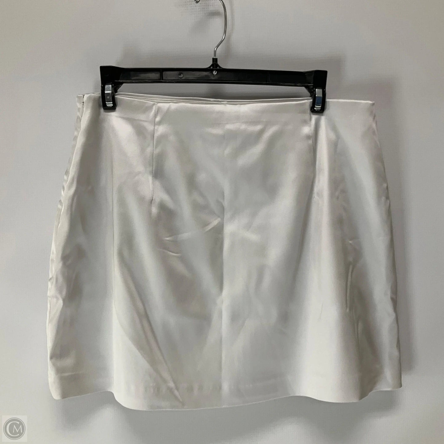 Skort By Abercrombie And Fitch In White, Size: M