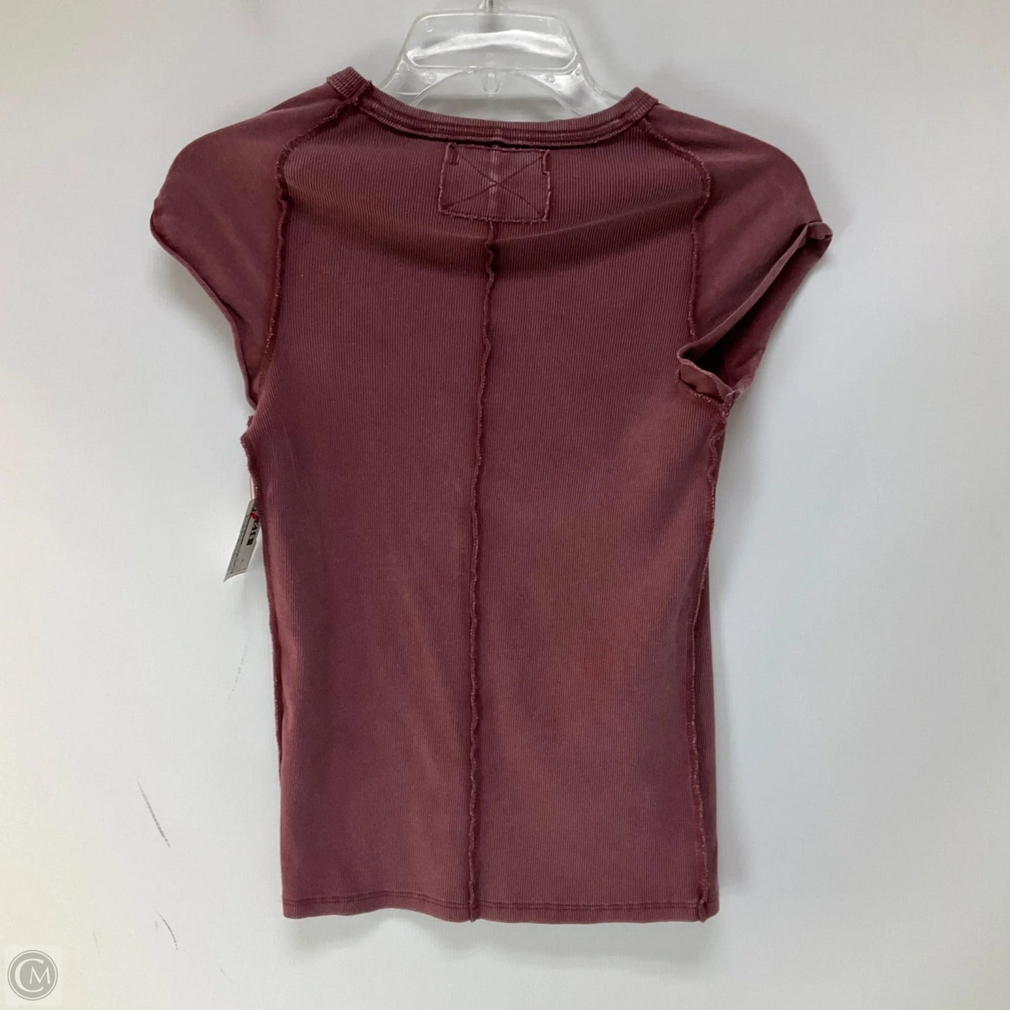 Top Short Sleeve By We The Free In Maroon, Size: M