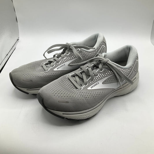 Shoes Athletic By Brooks In Grey, Size: 8