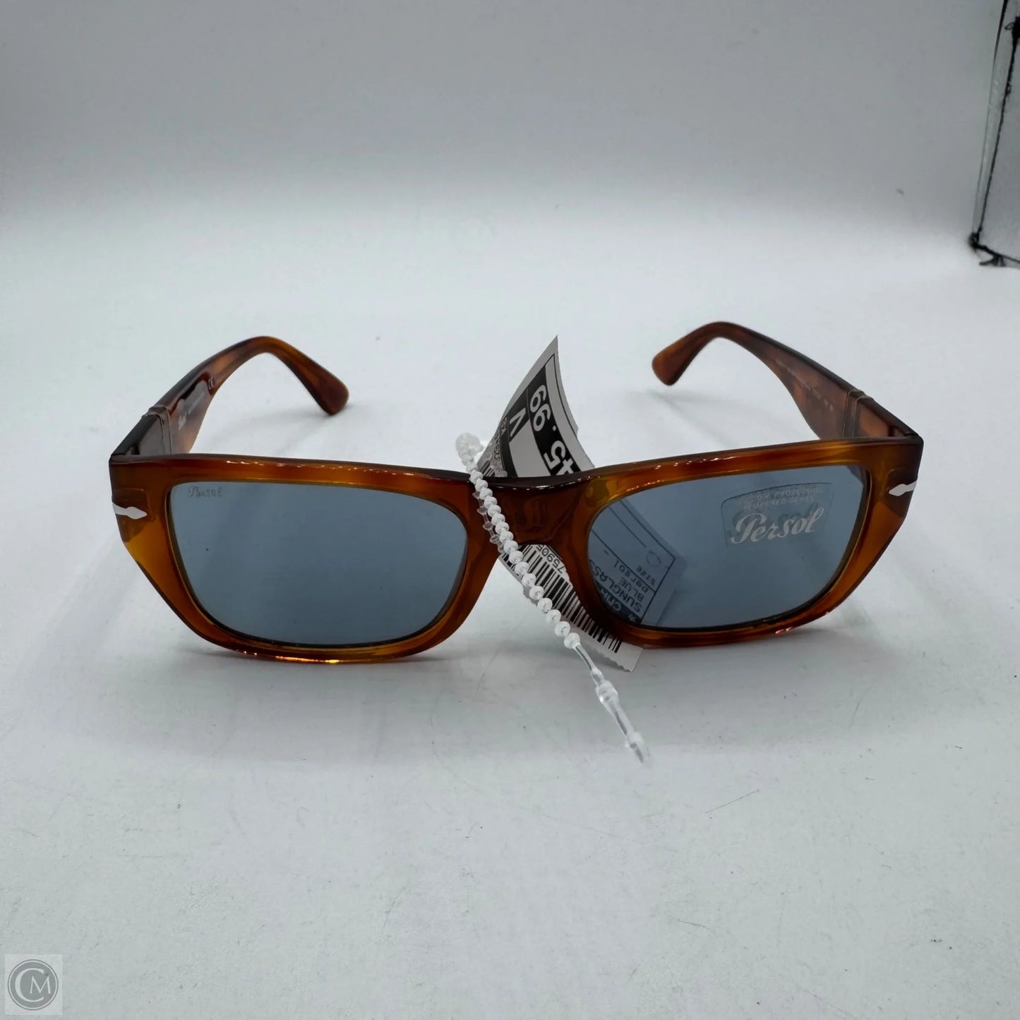 Sunglasses Designer By Cma