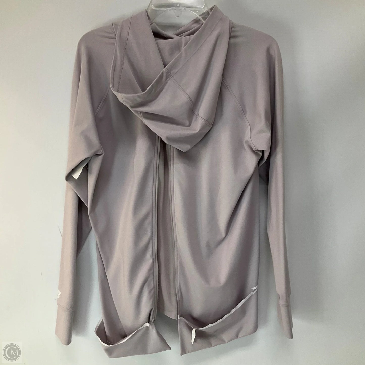 Athletic Top Long Sleeve Hoodie By New Balance In Grey, Size: M