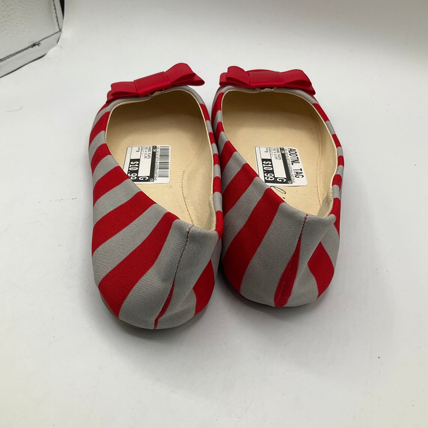 Red & Silver Shoes Flats Cmf, Size 9