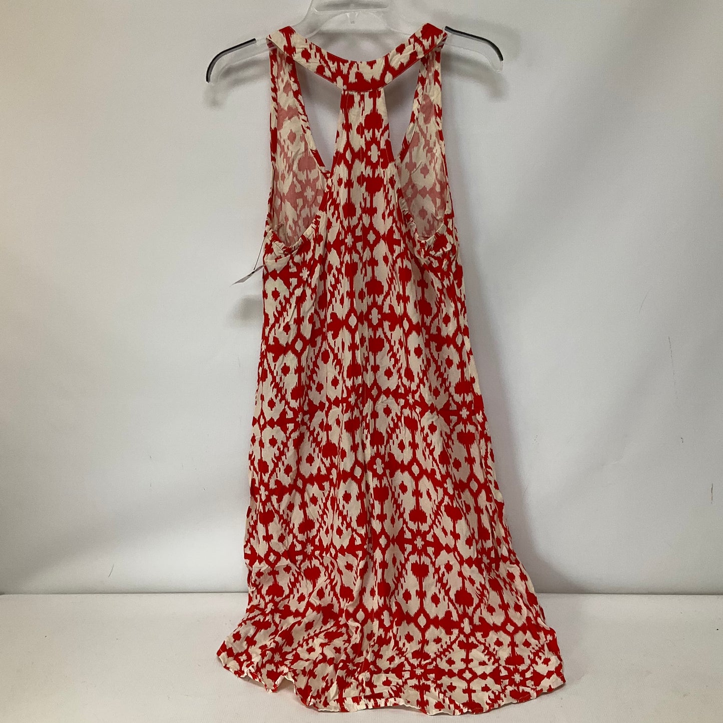 Red & White Dress Casual Short Kavu, Size M