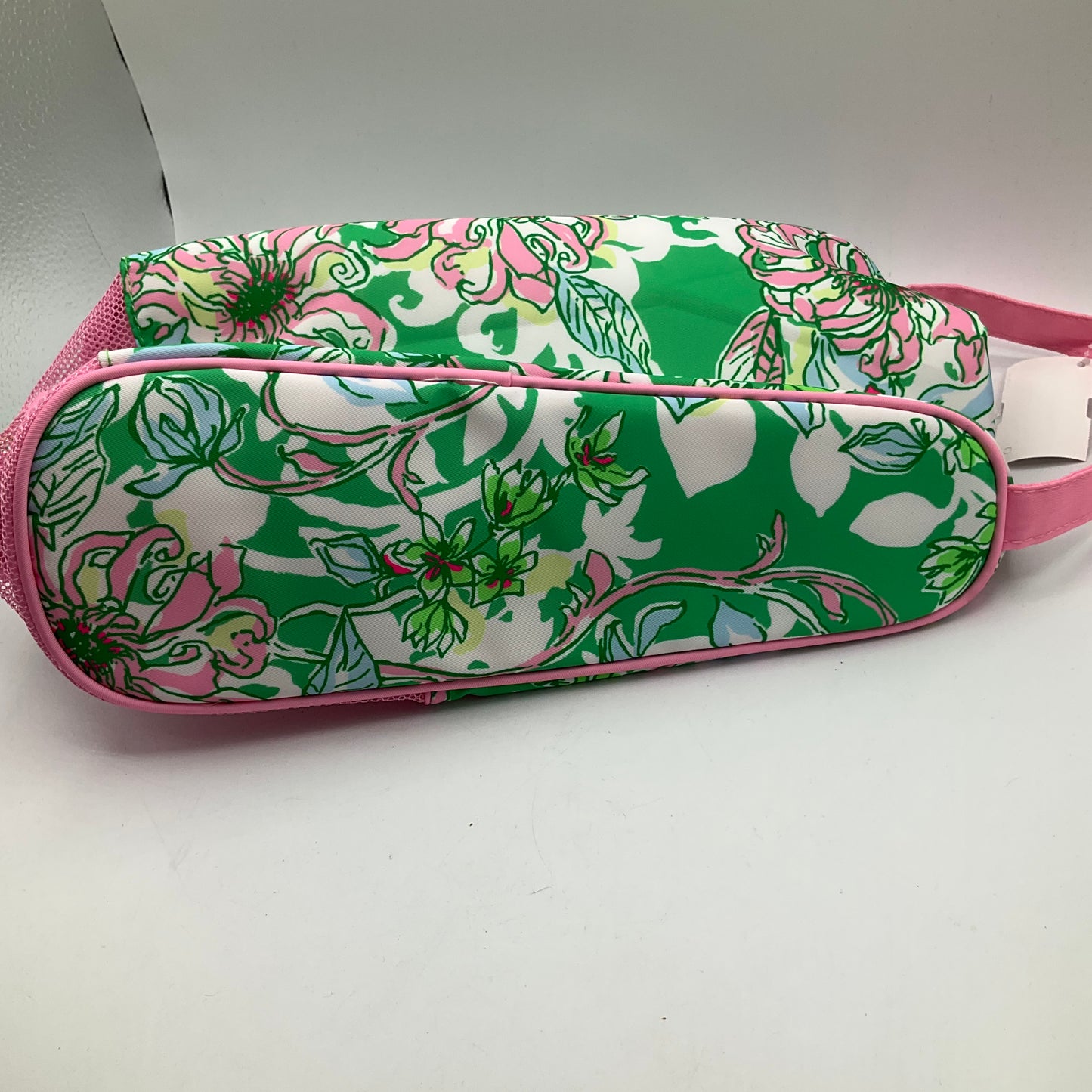 Makeup Bag By Lilly Pulitzer, Size: Medium