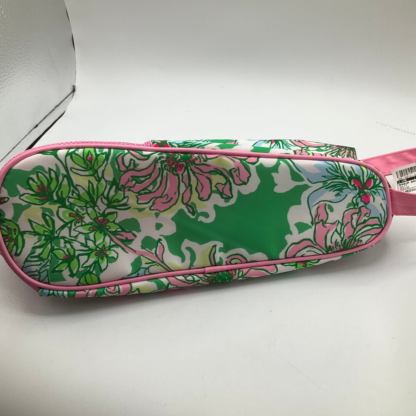 Makeup Bag By Lilly Pulitzer, Size: Medium