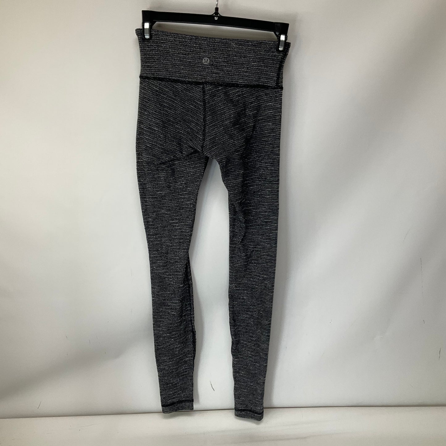 Athletic Leggings By Lululemon In Grey, Size: 4