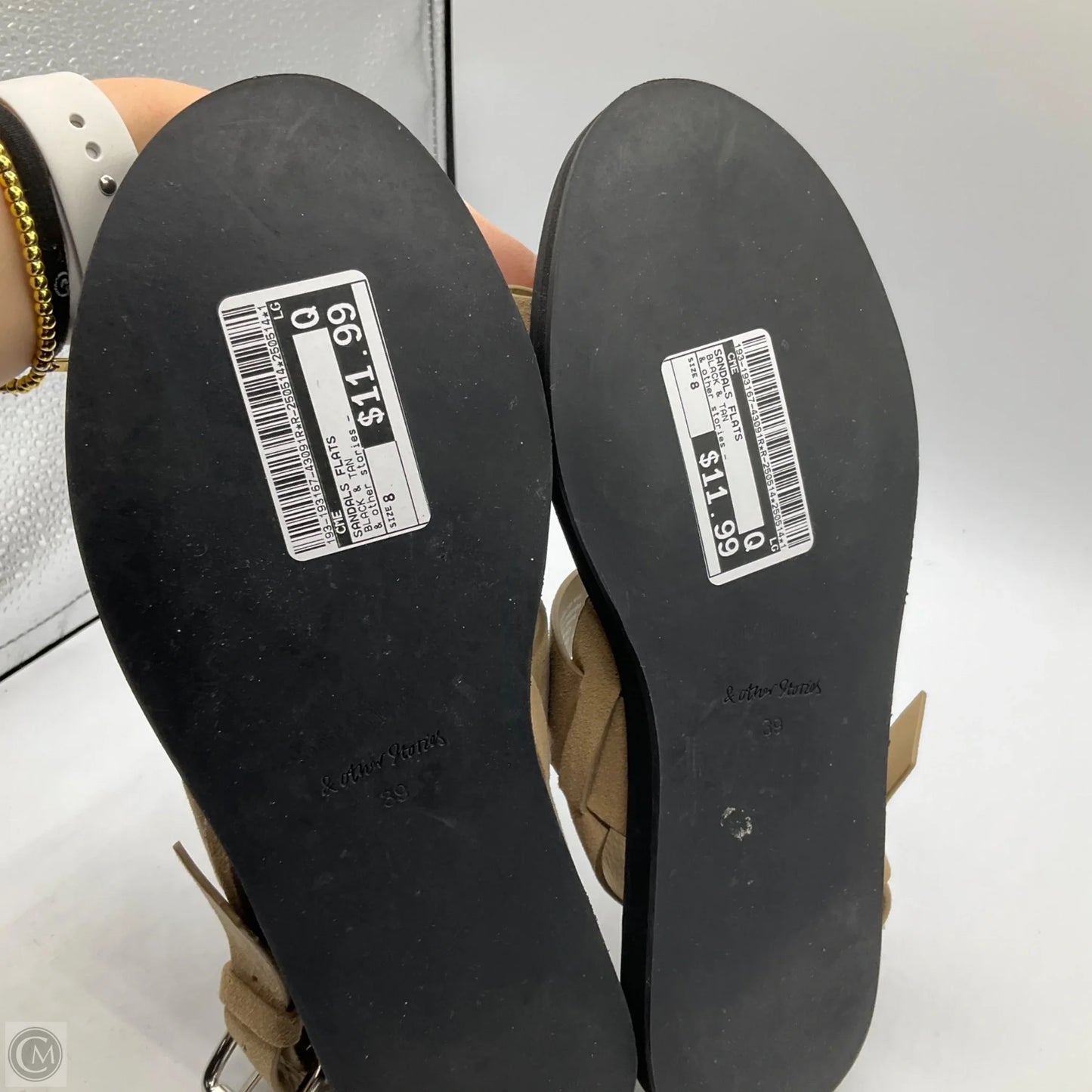 Sandals Flats By Cme In Black & Tan, Size: 8