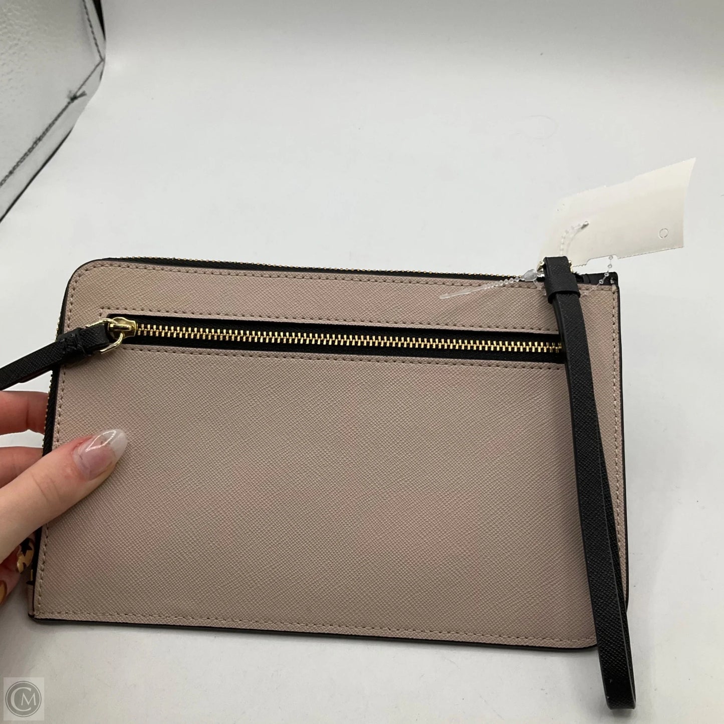 Wristlet Designer By Kate Spade, Size: Medium