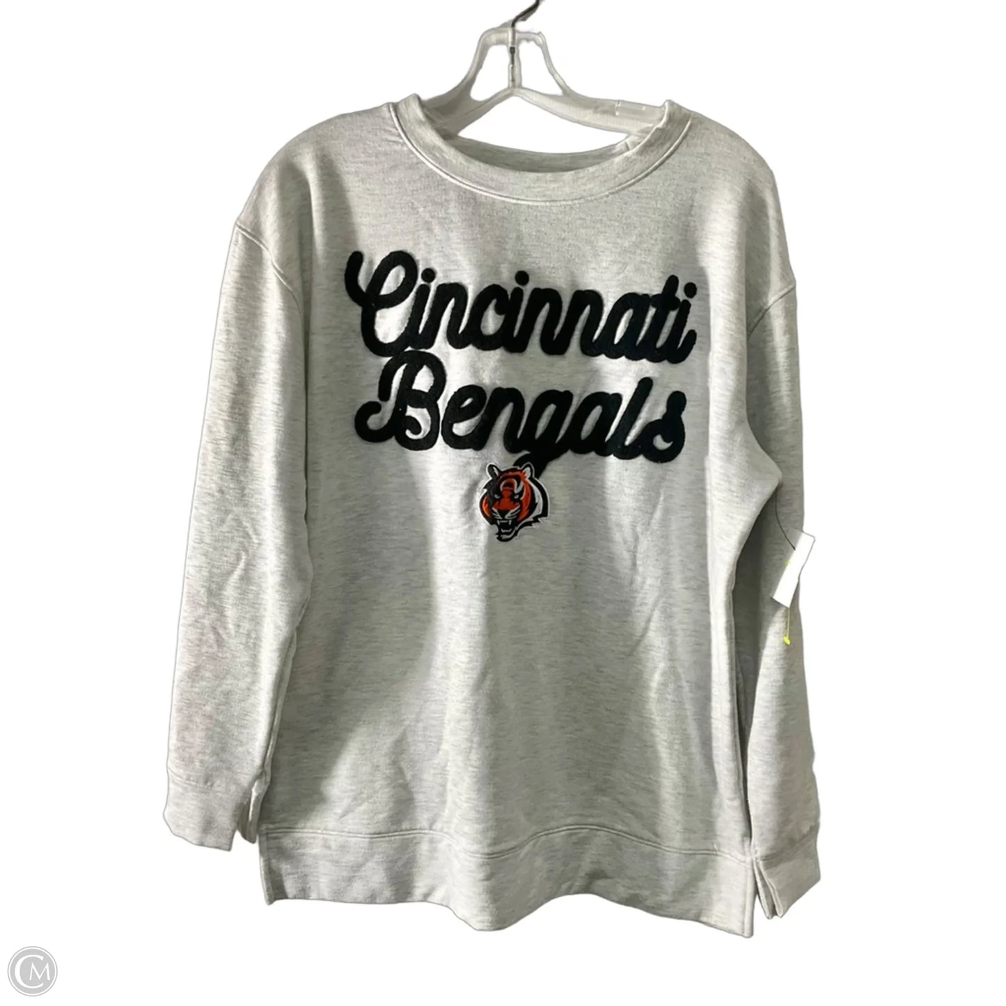 Athletic Sweatshirt Crewneck By Nfl In Grey, Size: M