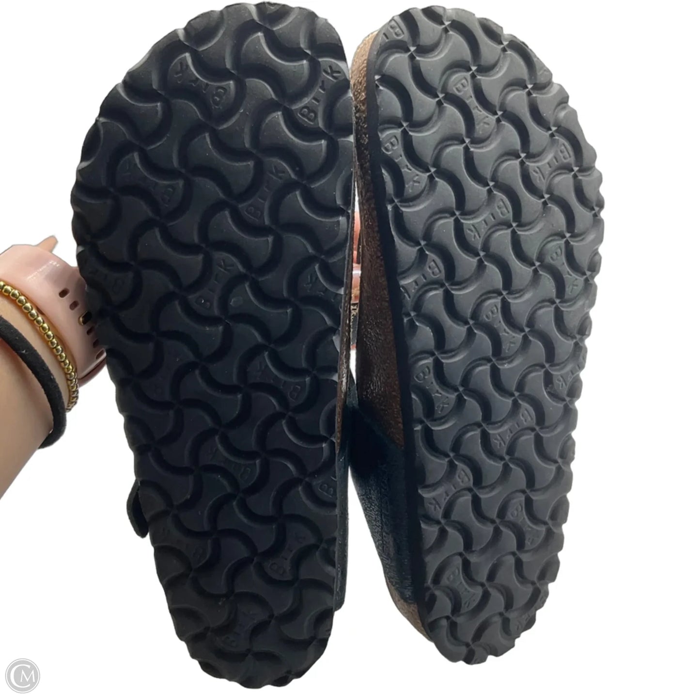 Sandals Flats By Birkenstock In Black, Size: 6.5