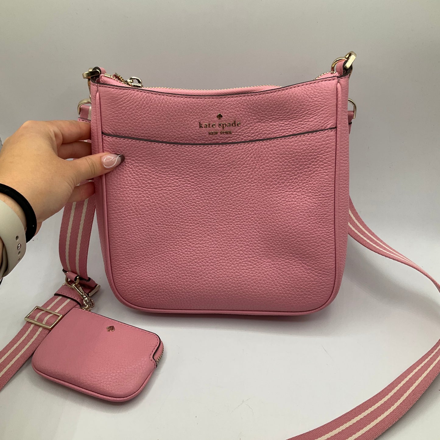 Crossbody Designer By Kate Spade, Size: Medium