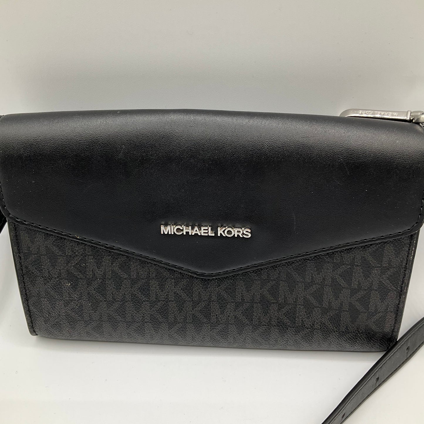 Crossbody Designer By Michael Kors  Size: Small