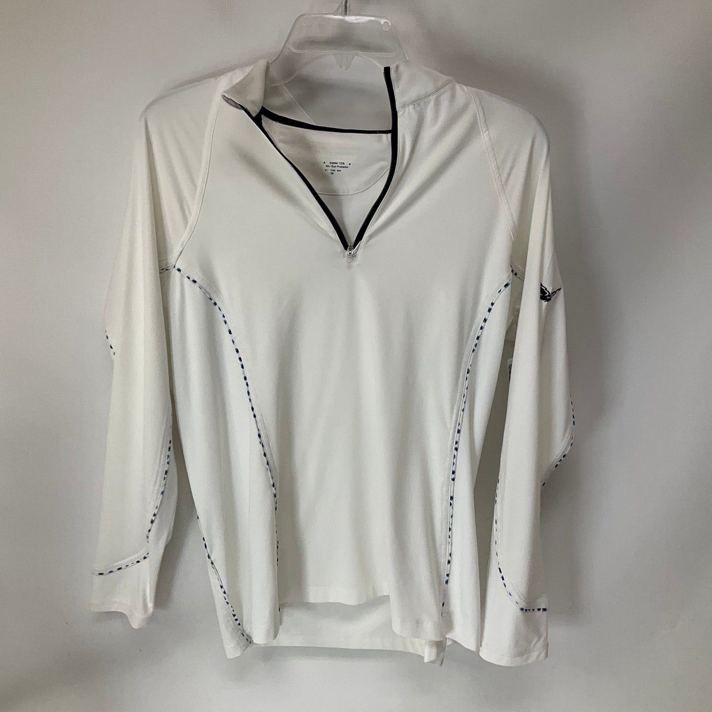 Athletic Top Long Sleeve Collar By Cma In White, Size: M