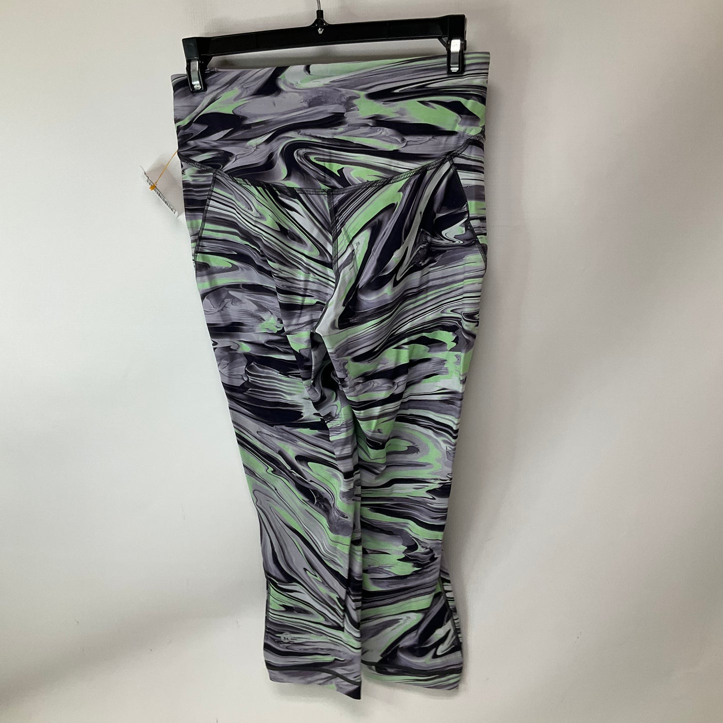 Athletic Leggings Capris By Lululemon In Black & Green, Size: 6