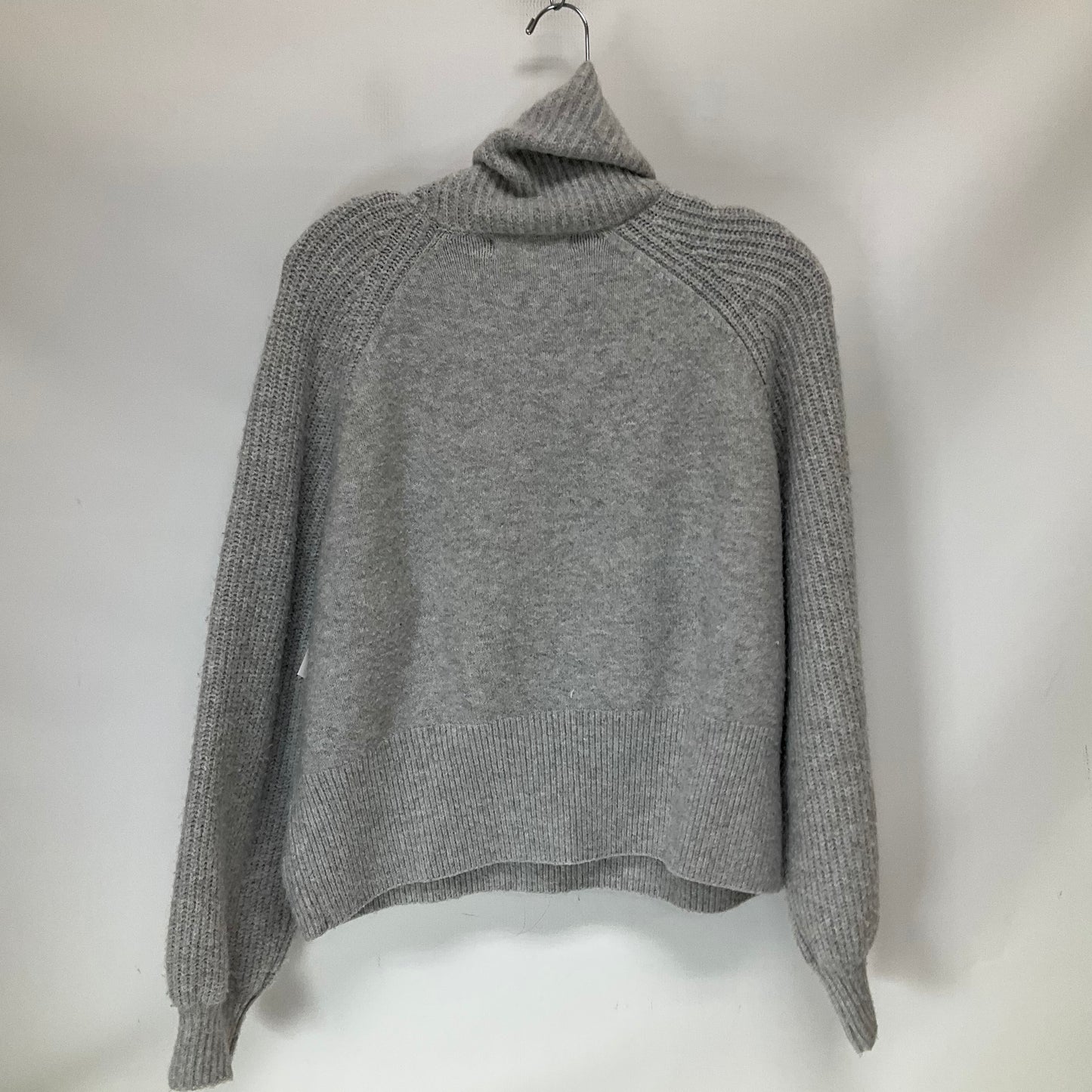 Sweater By Elodie In Grey, Size: Xl