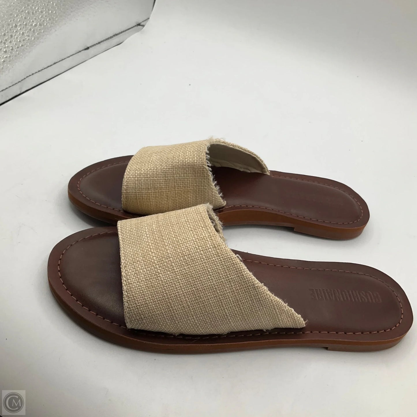 Sandals Flats By Cushionaire In Beige, Size: 6.5