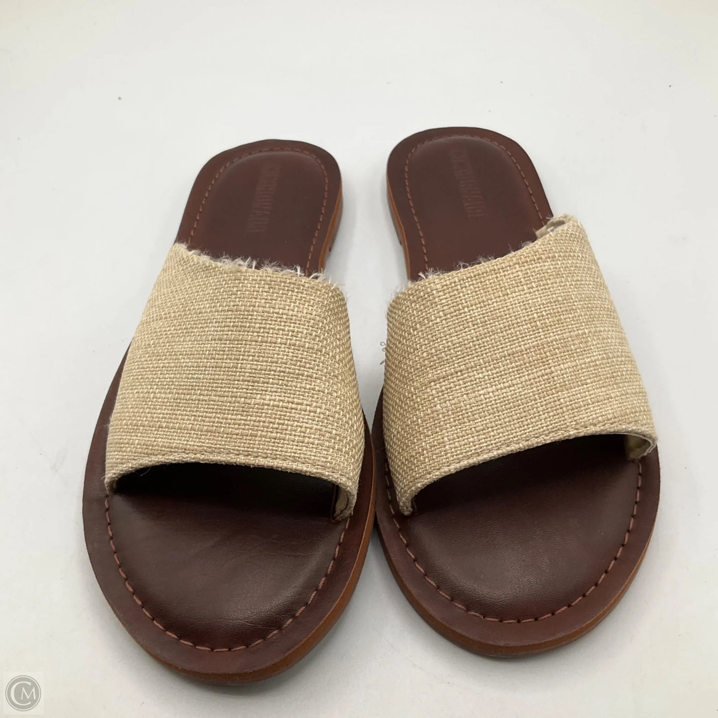 Sandals Flats By Cushionaire In Beige, Size: 6.5