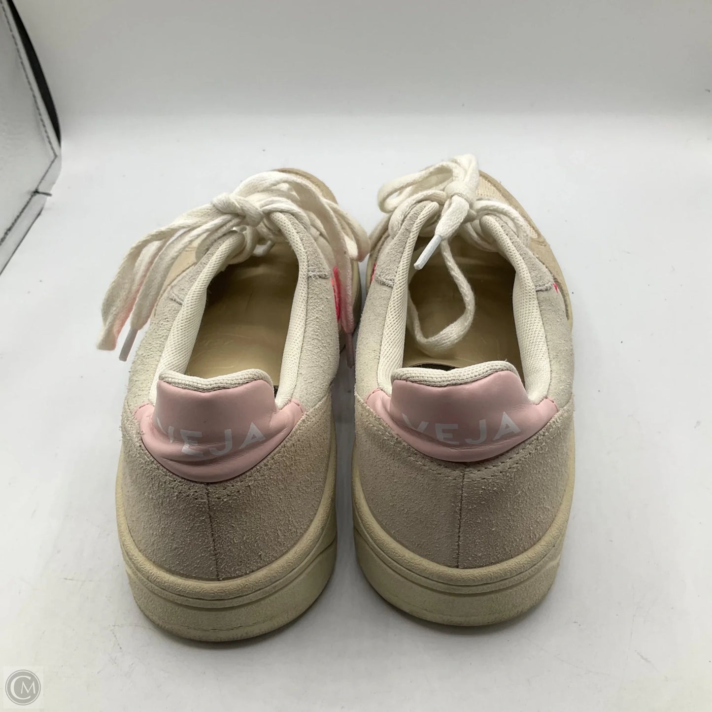 Shoes Sneakers By Veja In Beige, Size: 10