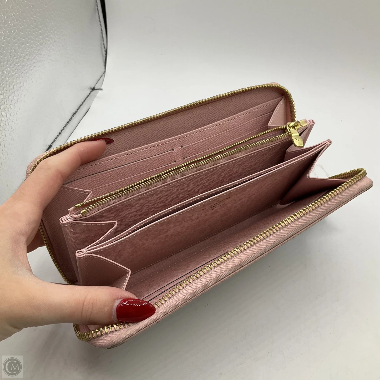 Wallet Luxury Designer By Louis Vuitton, Size: Medium