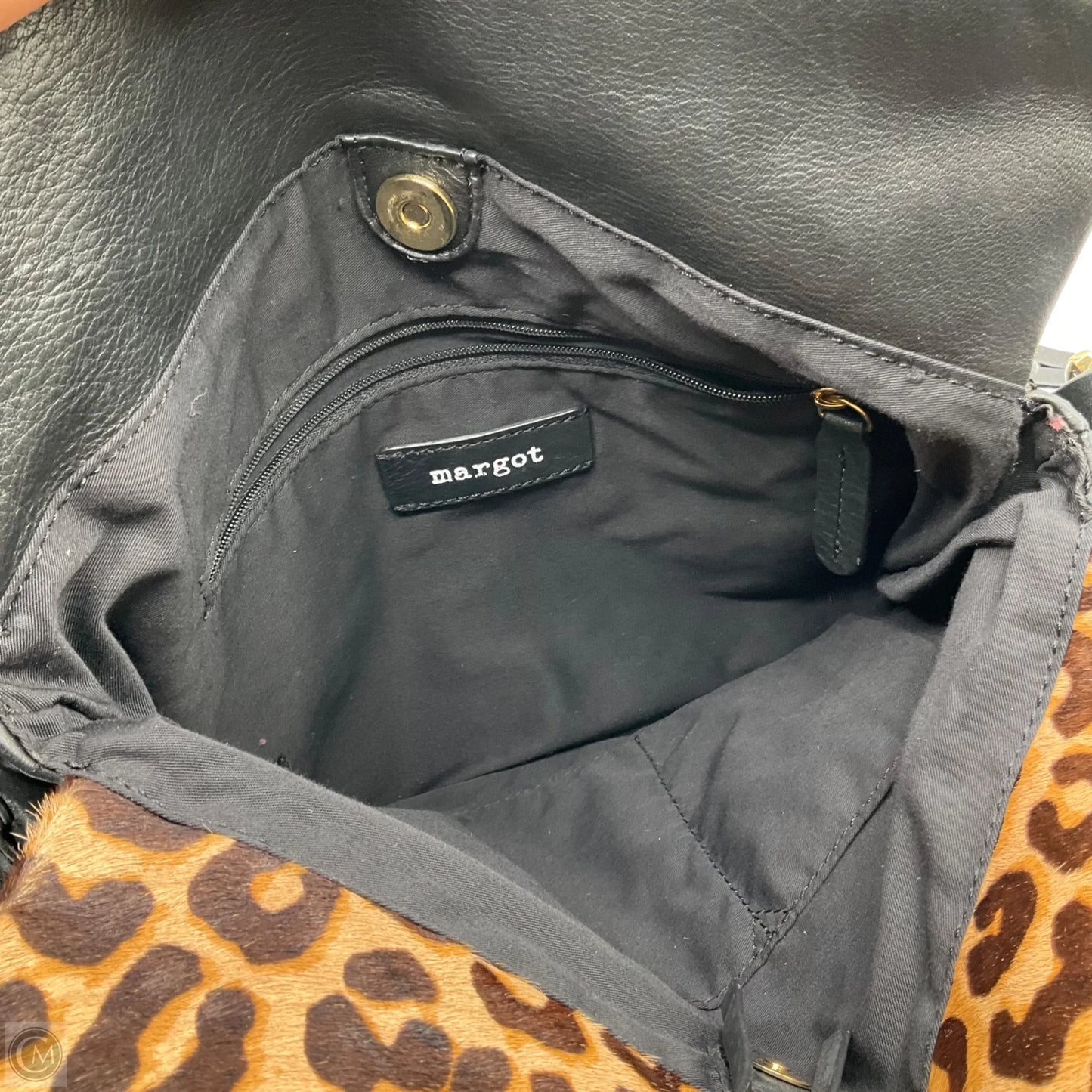 Crossbody By Margot, Size: Medium