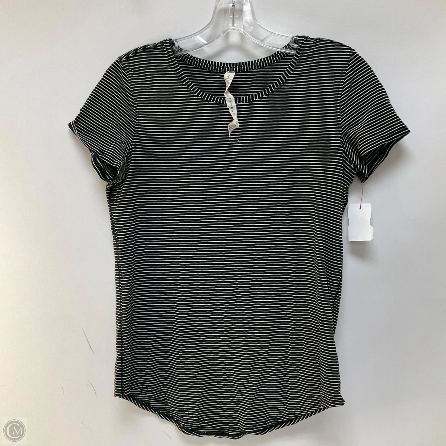 Athletic Top Short Sleeve By Lululemon In Striped Pattern, Size: 4