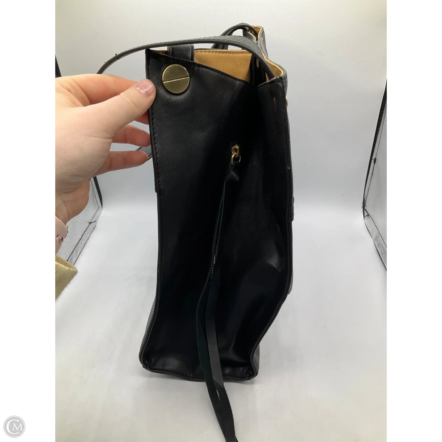 Handbag Leather By Perlina, Size: Medium