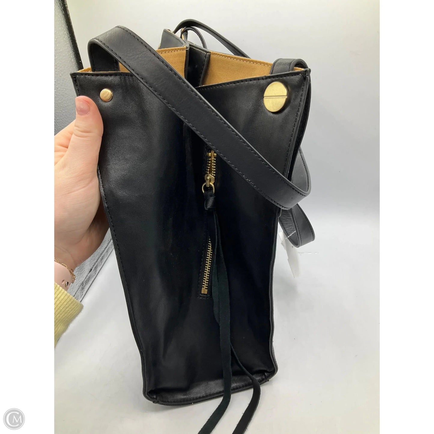 Handbag Leather By Perlina, Size: Medium