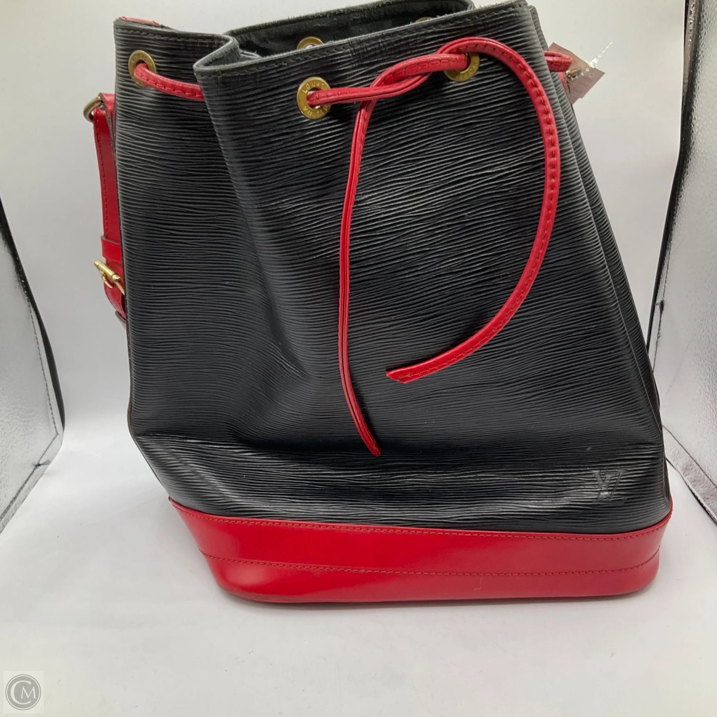 Handbag Luxury Designer By Louis Vuitton, Size: Large