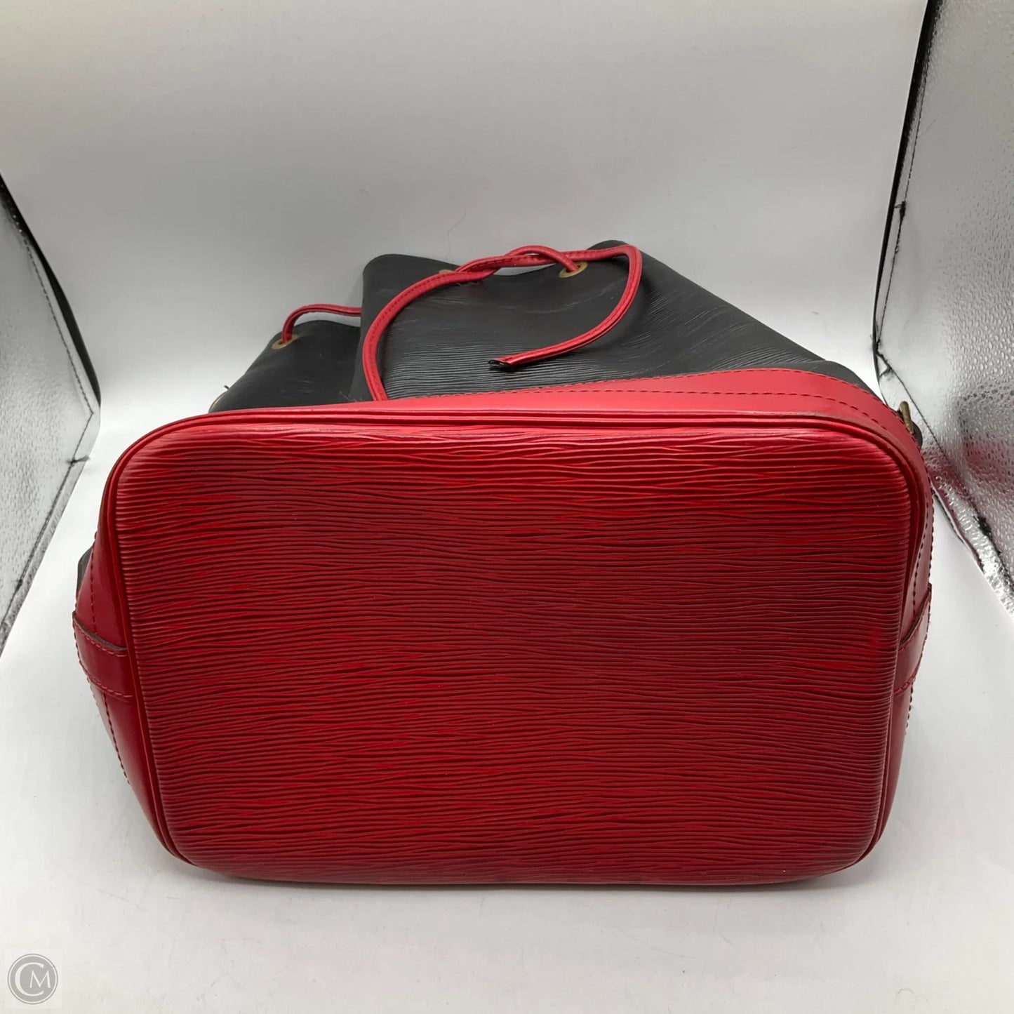 Handbag Luxury Designer By Louis Vuitton, Size: Large