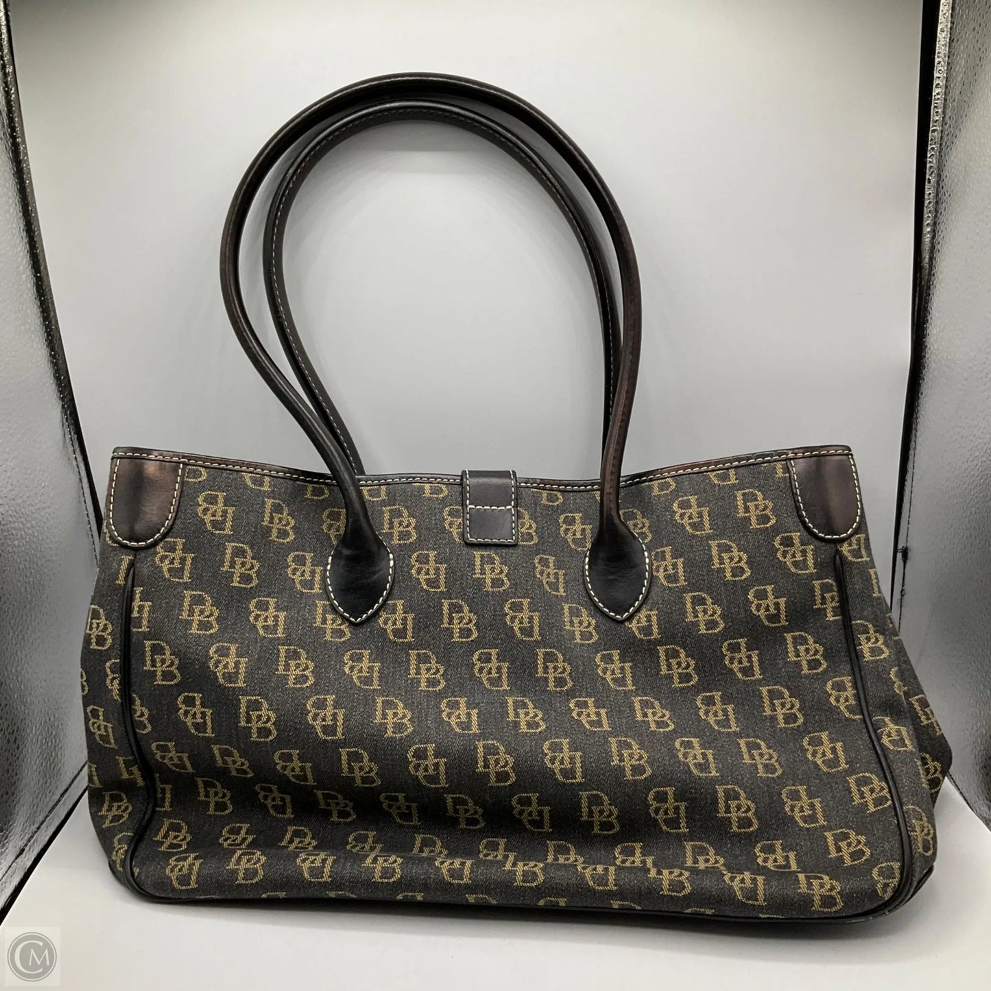 Tote Designer By Dooney And Bourke, Size: Medium