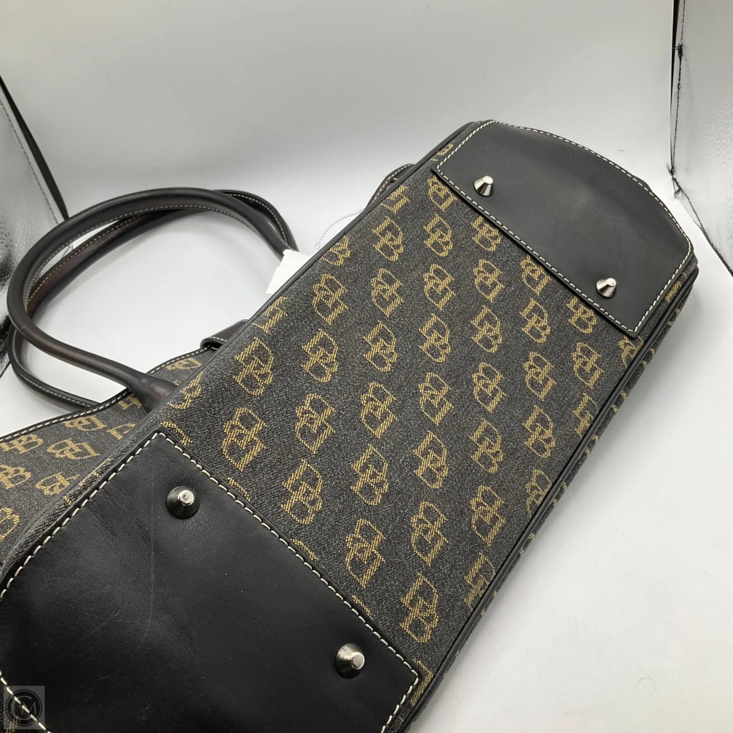 Tote Designer By Dooney And Bourke, Size: Medium