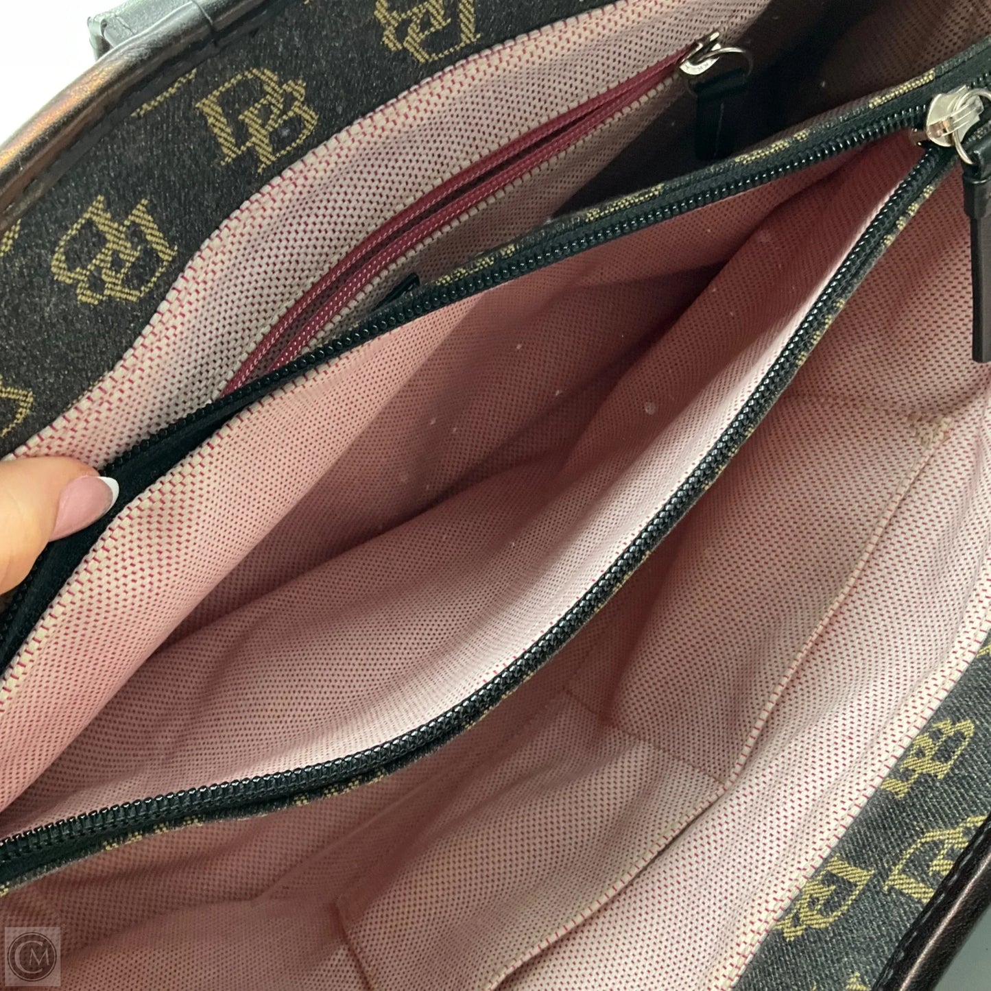 Tote Designer By Dooney And Bourke, Size: Medium