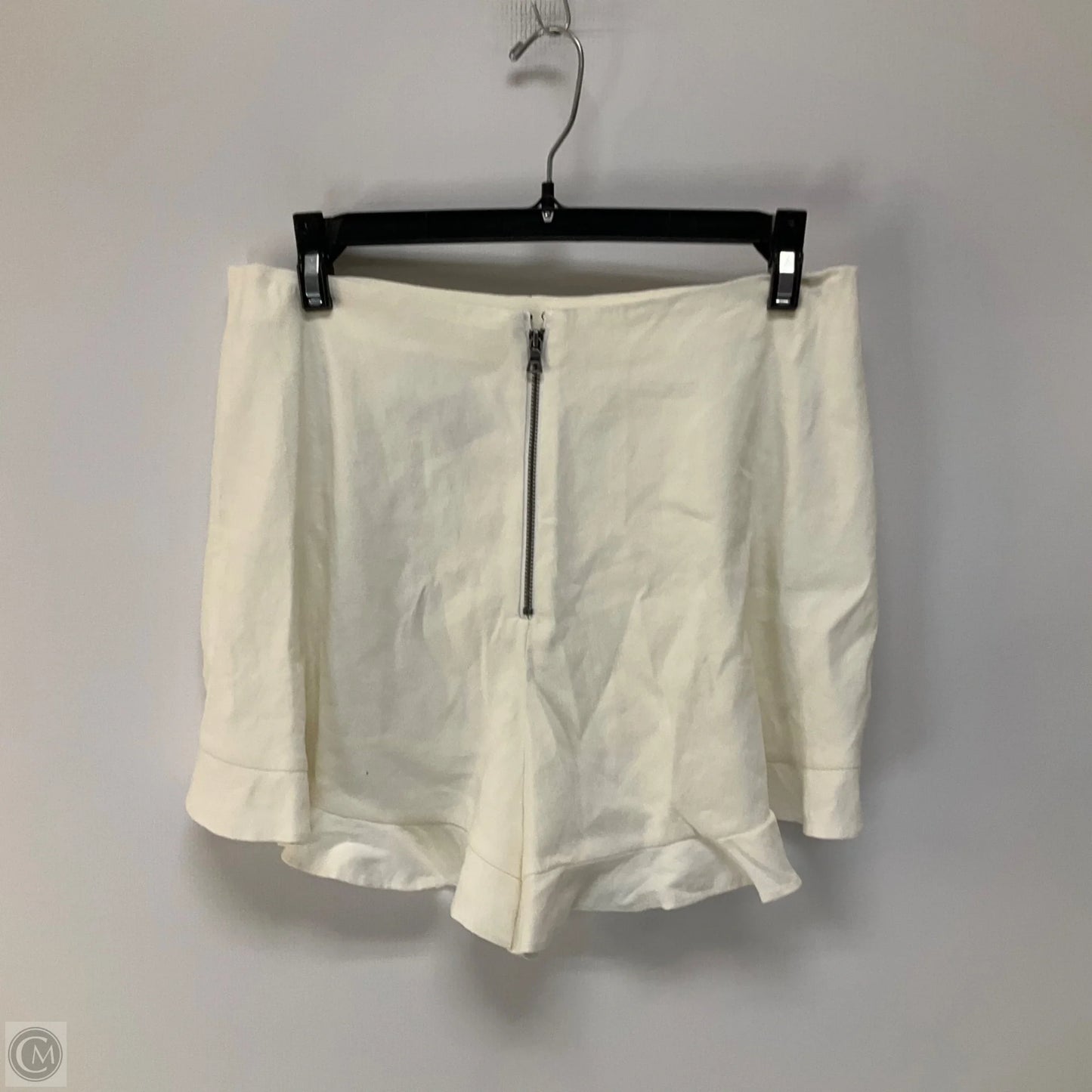 Shorts Designer By Alice + Olivia In White, Size: 8