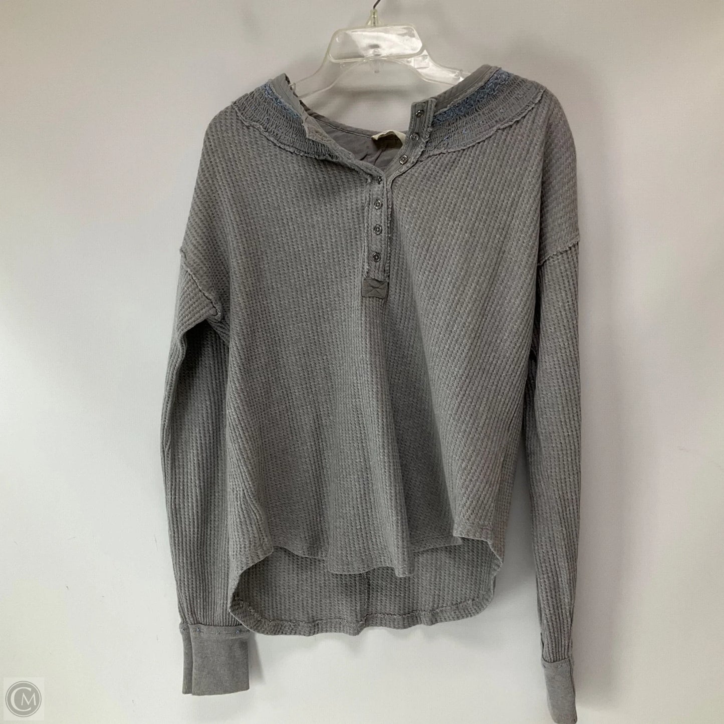Top Long Sleeve By We The Free In Grey, Size: M