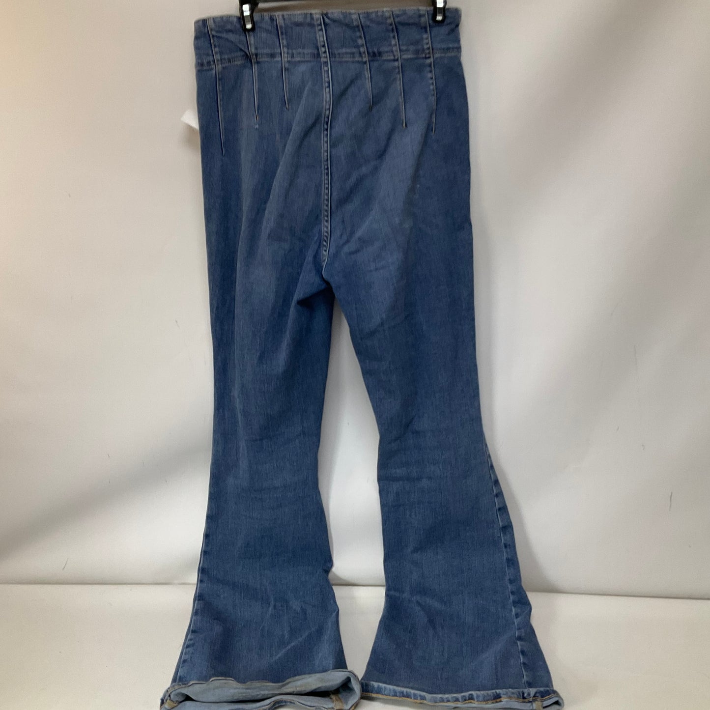 Jeans Flared By Free People In Blue Denim, Size: 8