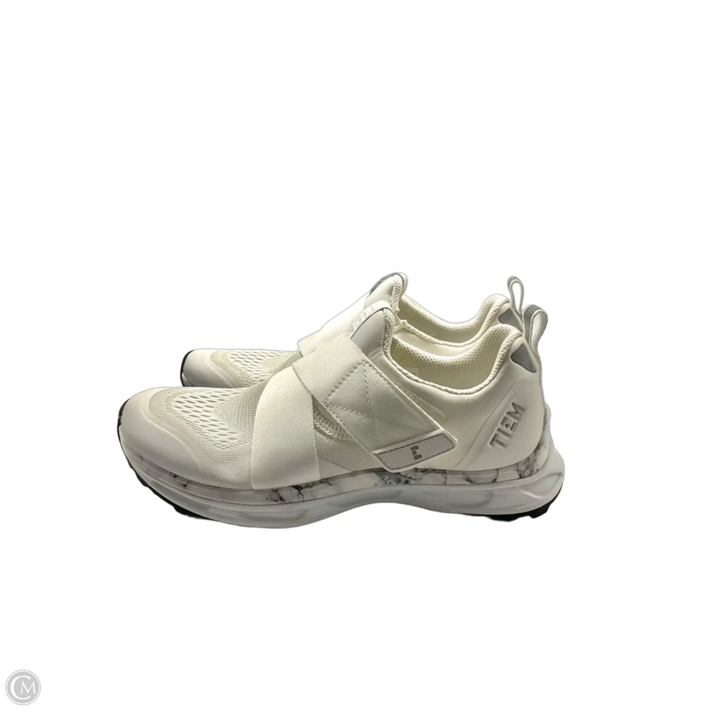 Shoes Athletic By Cma In White, Size: 6