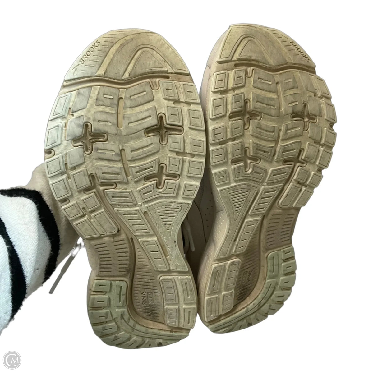 Shoes Athletic By Brooks In Beige, Size: 8