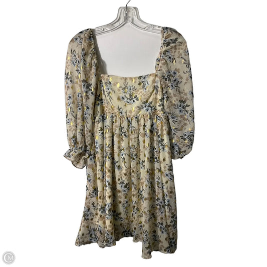 Dress Casual Short By Cmc In Floral Print, Size: S
