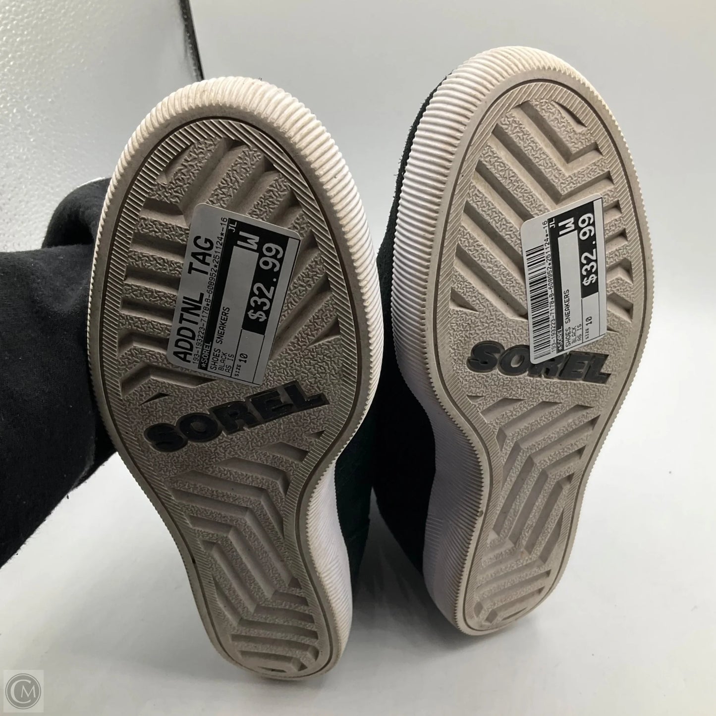 Shoes Sneakers By Sorel In Black, Size: 10