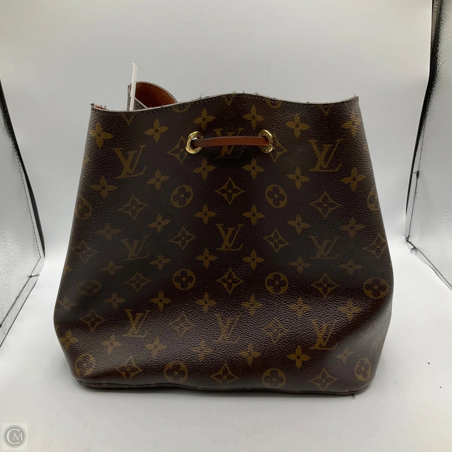 Handbag Luxury Designer By Louis Vuitton, Size: Medium