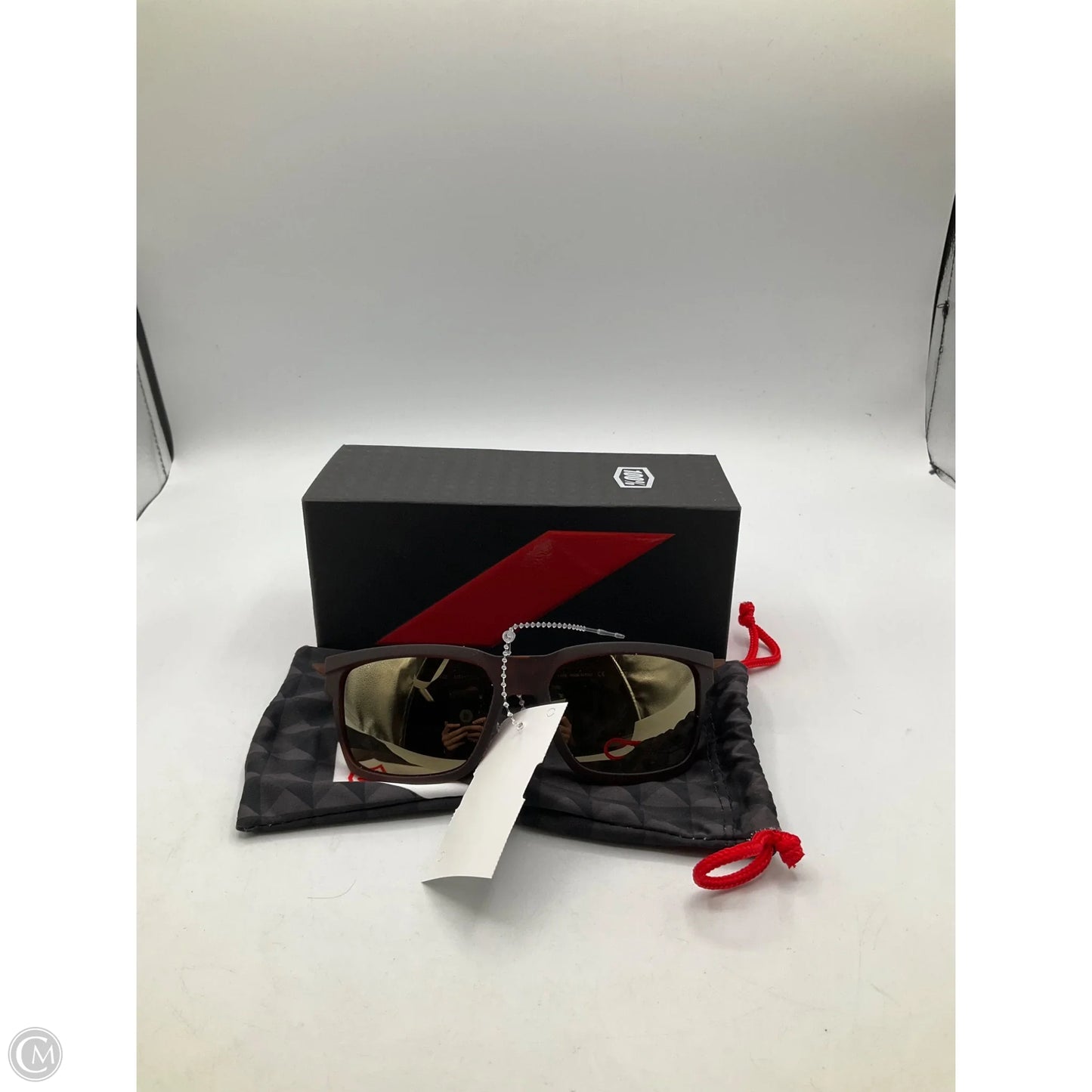 Sunglasses By Daze, Size: Medium