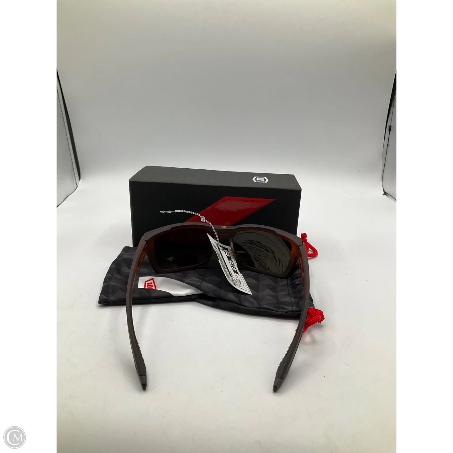 Sunglasses By Daze, Size: Medium