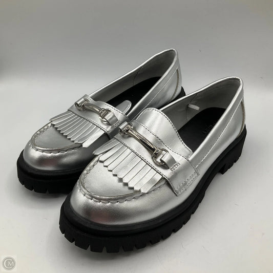 Shoes Flats By Old Navy In Silver, Size: 7
