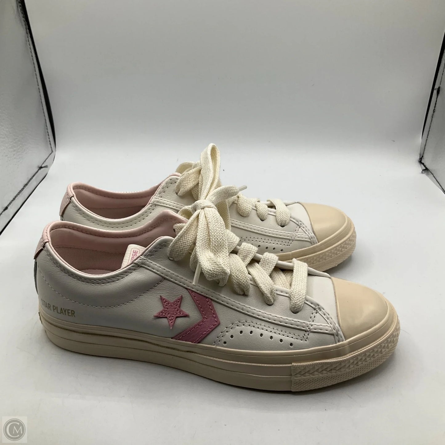 Shoes Sneakers By Converse In White, Size: 7.5