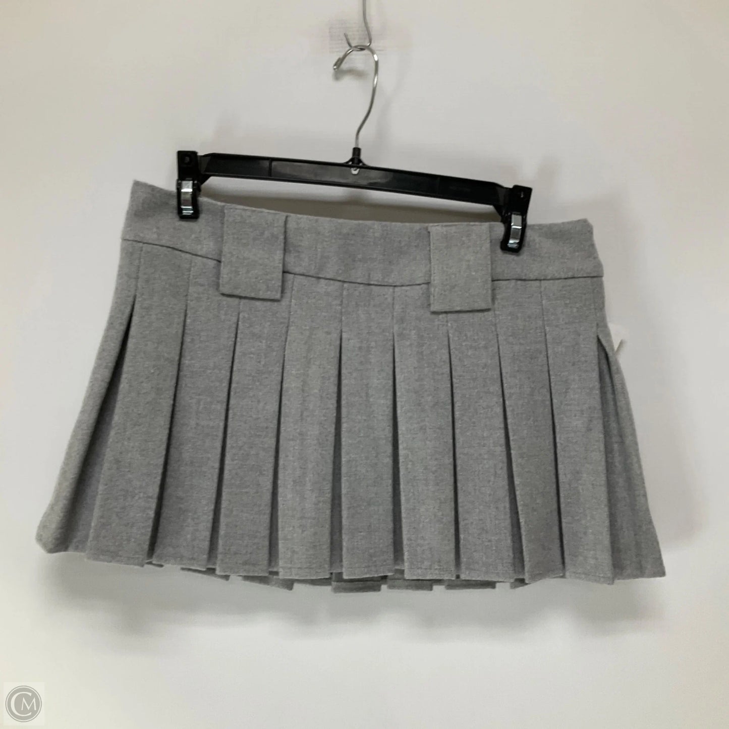 Skirt Mini & Short By Cma In Grey, Size: S